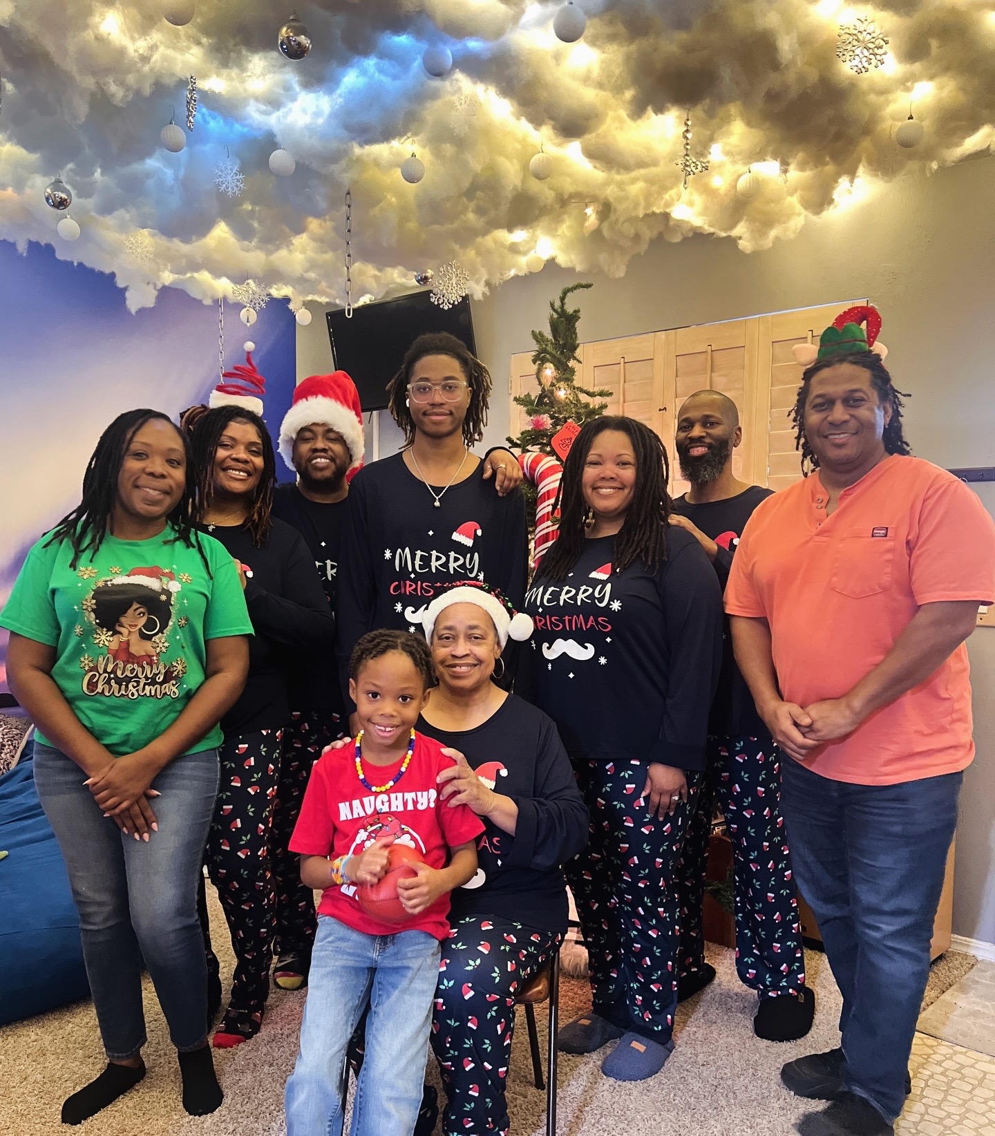 5D6C1DE2-8DF5-4E75-AC9A-5A66499365AC