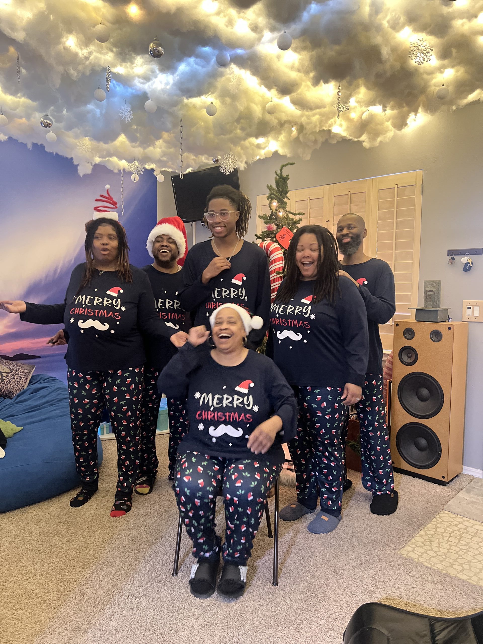 FAMILY CHRISTMAS PIC3